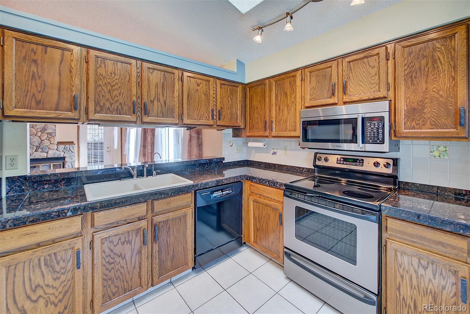 MLS Image #7 for 10553 w 84th place,arvada, Colorado