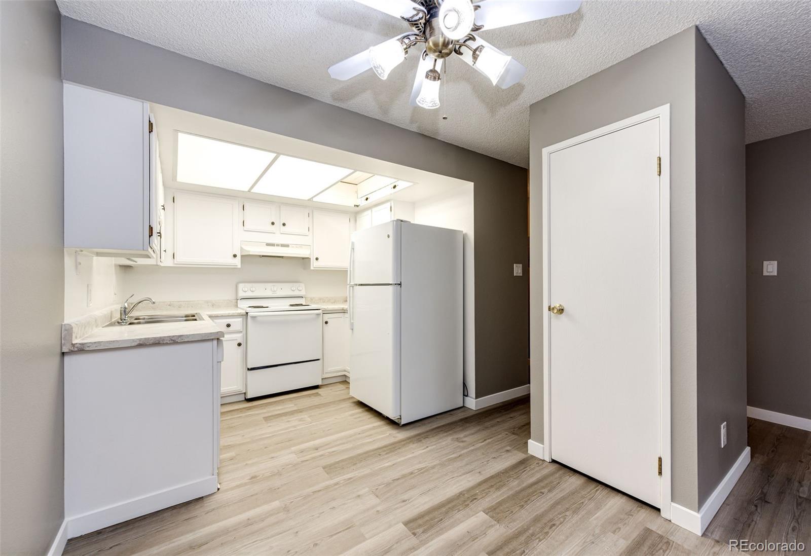 MLS Image #5 for 13890 e marina drive,aurora, Colorado