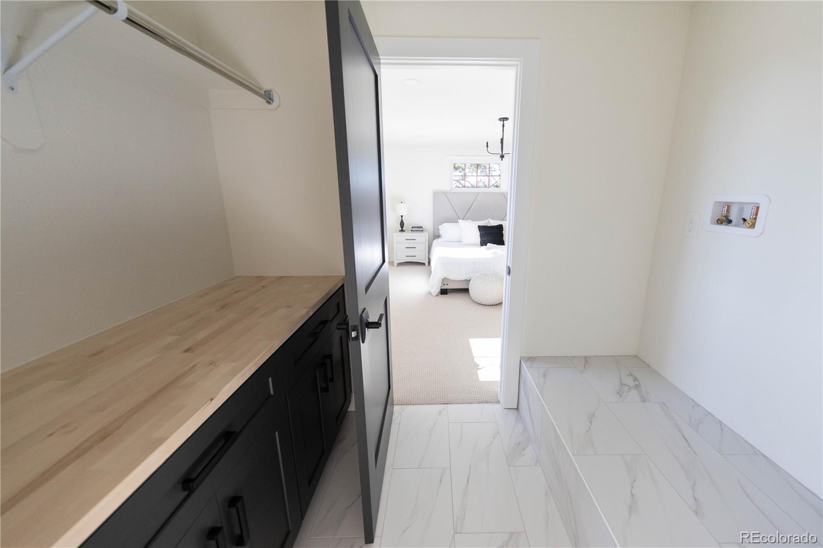 MLS Image #20 for 4271 e links parkway,centennial, Colorado