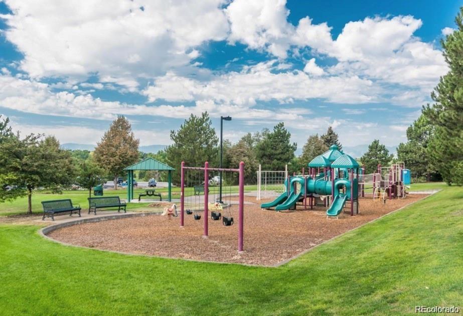 MLS Image #29 for 4271 e links parkway,centennial, Colorado