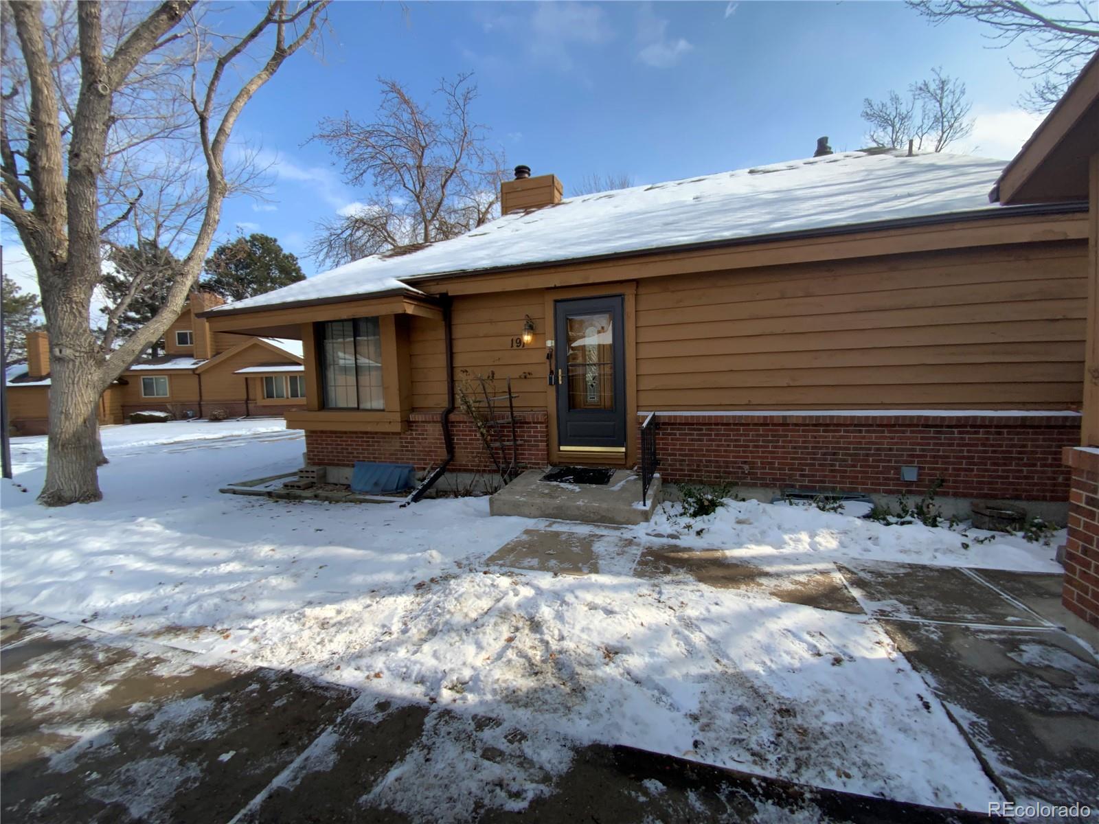 MLS Image #0 for 191 s dearborn circle,aurora, Colorado