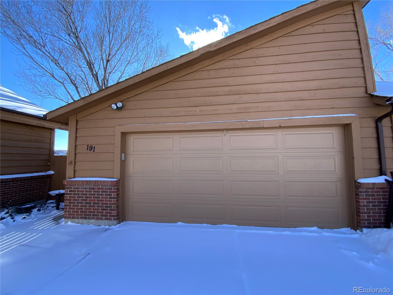 MLS Image #4 for 191 s dearborn circle,aurora, Colorado