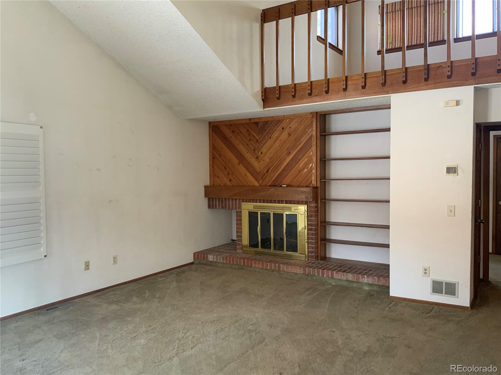 MLS Image #7 for 191 s dearborn circle,aurora, Colorado