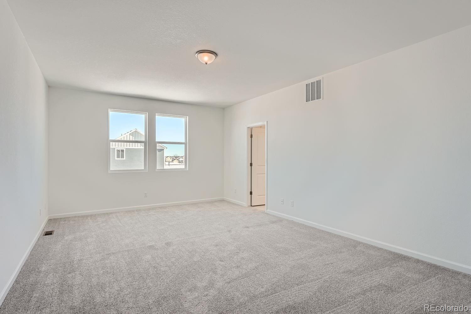 MLS Image #17 for 2916  oxley street,strasburg, Colorado