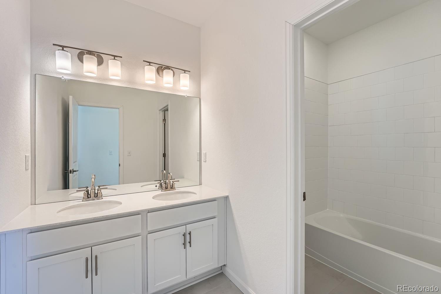 MLS Image #23 for 2916  oxley street,strasburg, Colorado