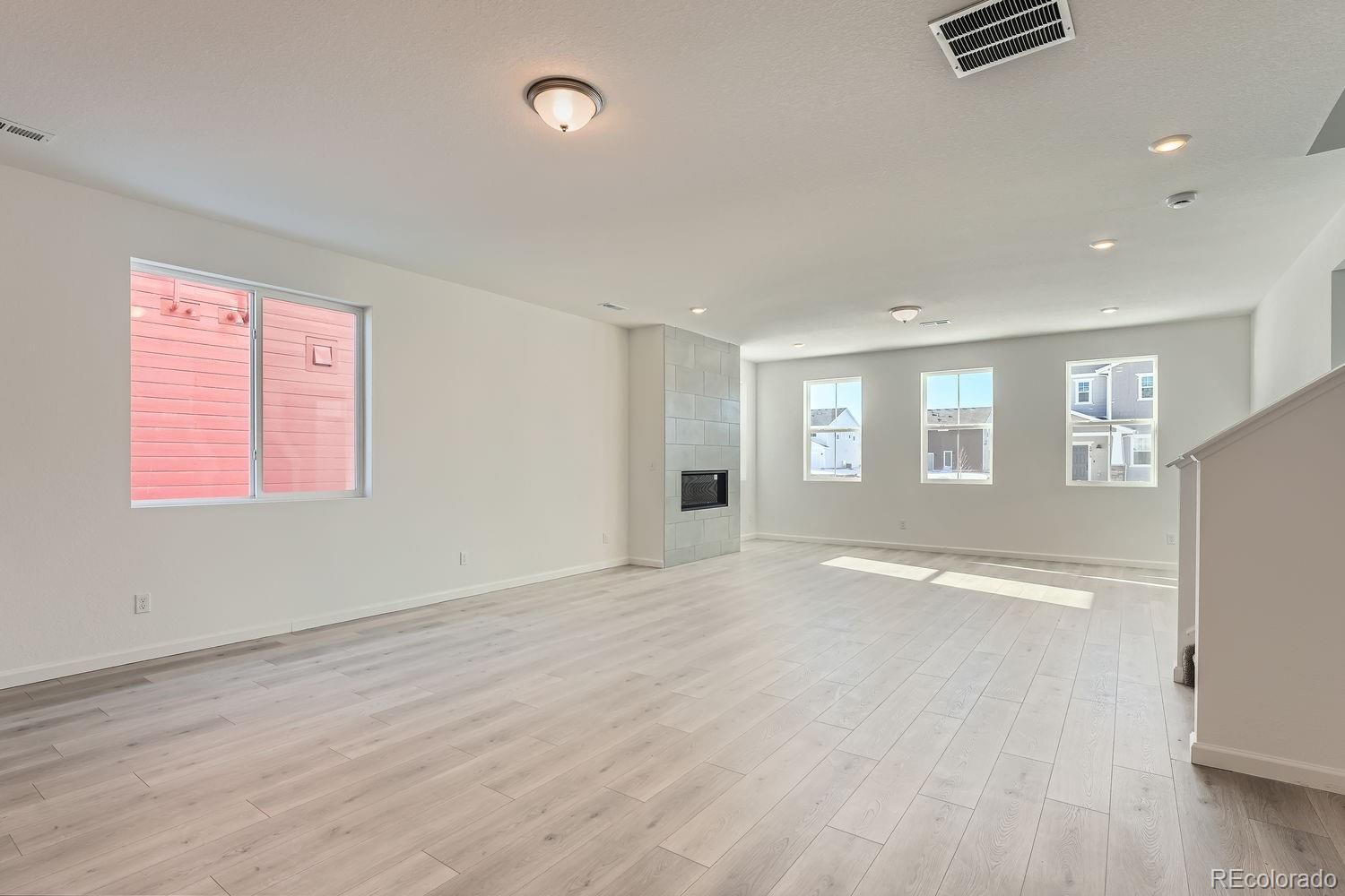 MLS Image #8 for 2916  oxley street,strasburg, Colorado