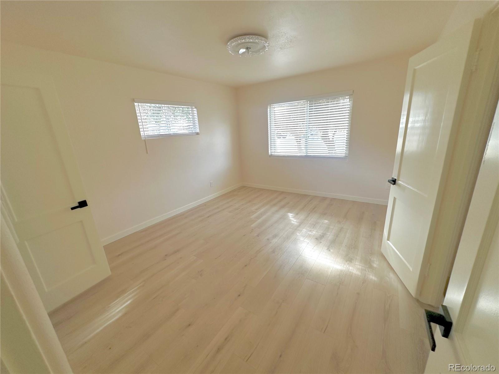 MLS Image #23 for 1120  tucson street,aurora, Colorado