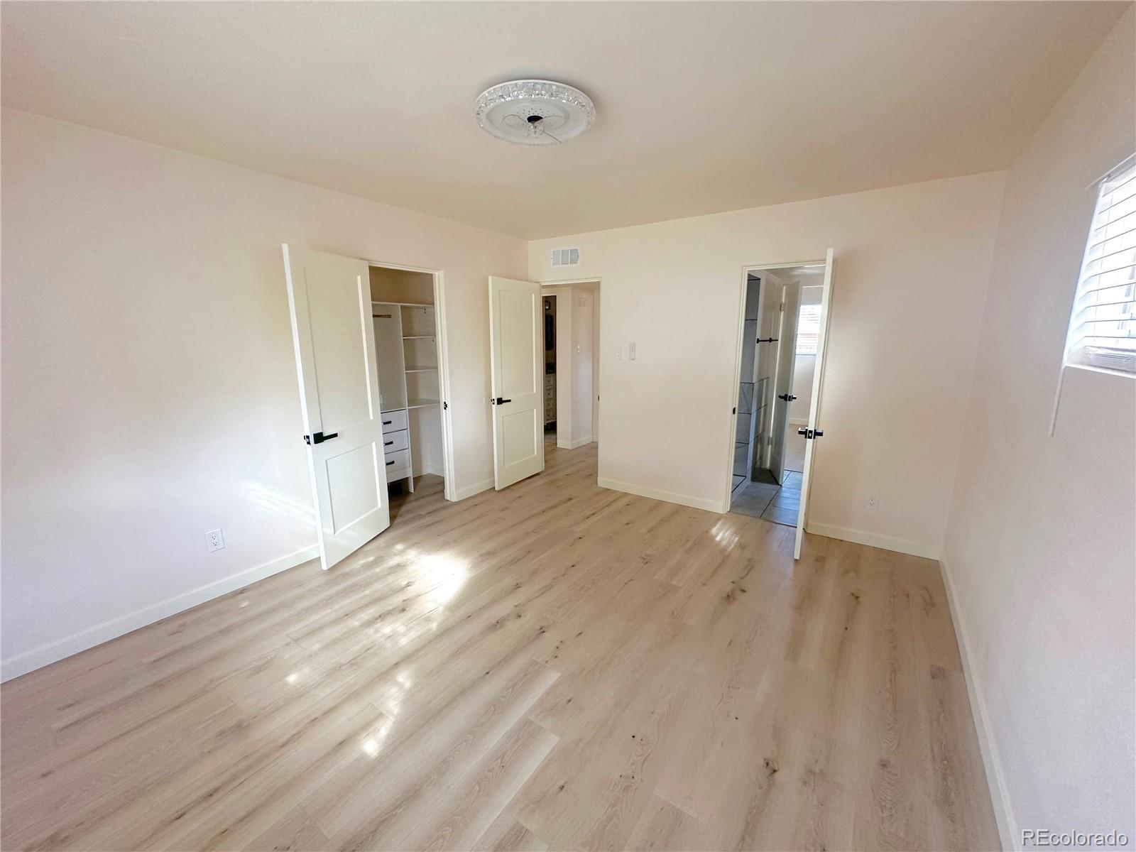 MLS Image #24 for 1120  tucson street,aurora, Colorado