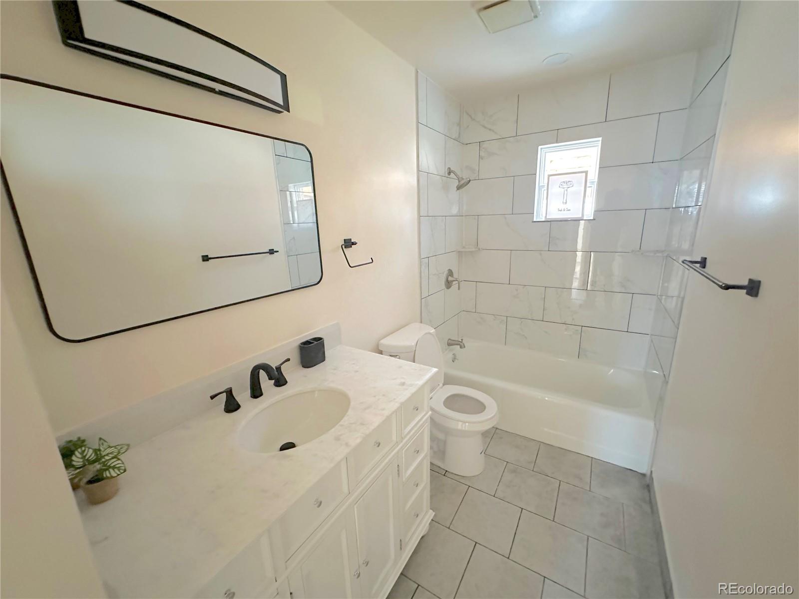MLS Image #26 for 1120  tucson street,aurora, Colorado