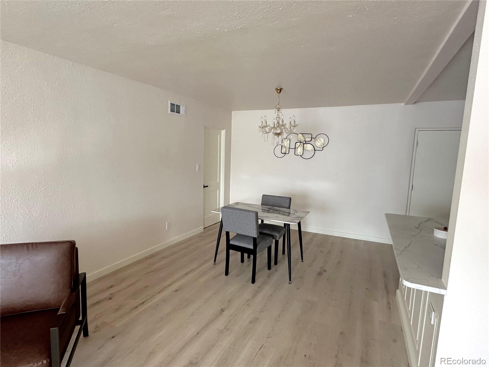 MLS Image #9 for 1120  tucson street,aurora, Colorado