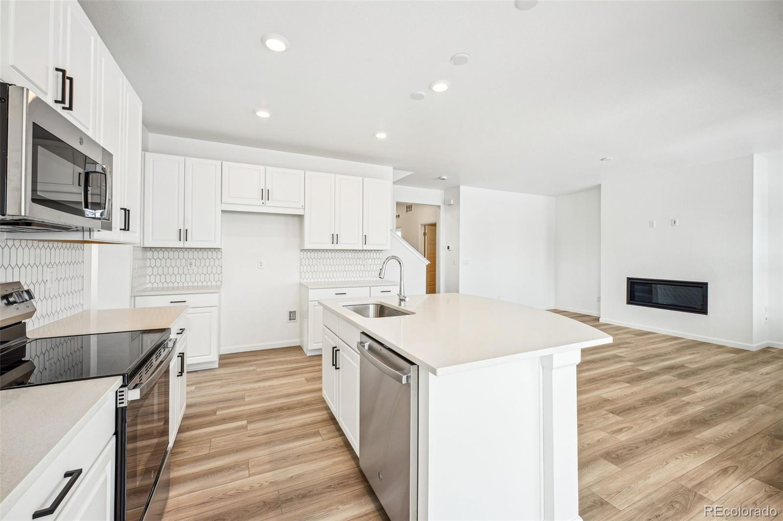 MLS Image #8 for 39720  congress lane,elizabeth, Colorado