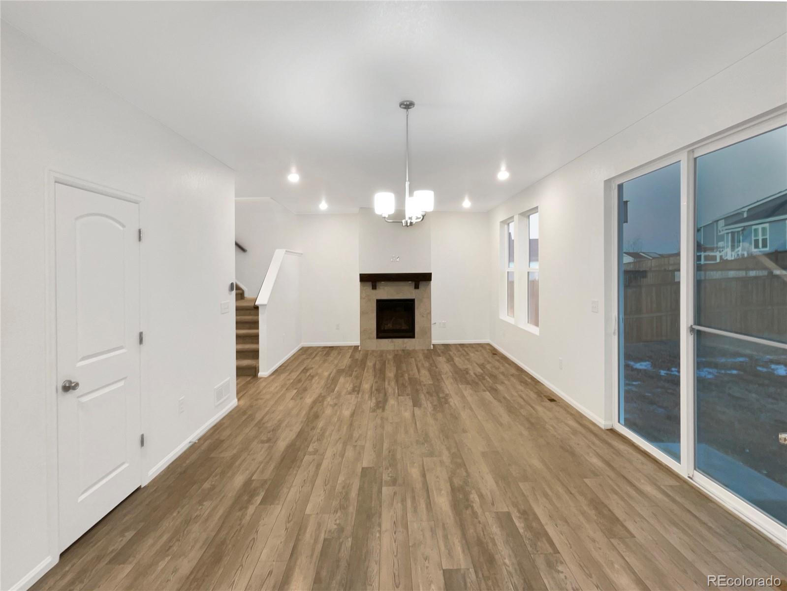 MLS Image #14 for 810 n vandriver way,aurora, Colorado