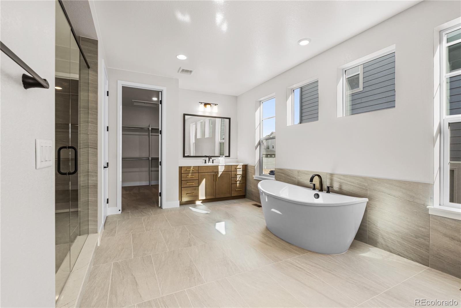MLS Image #36 for 6529  still pine circle,castle pines, Colorado
