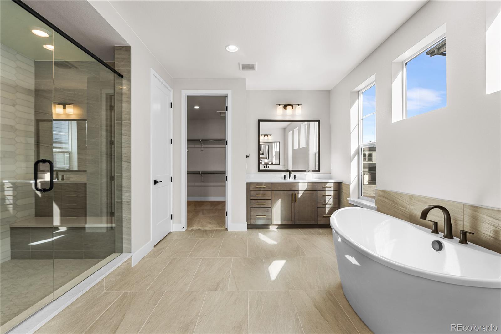 MLS Image #38 for 6529  still pine circle,castle pines, Colorado