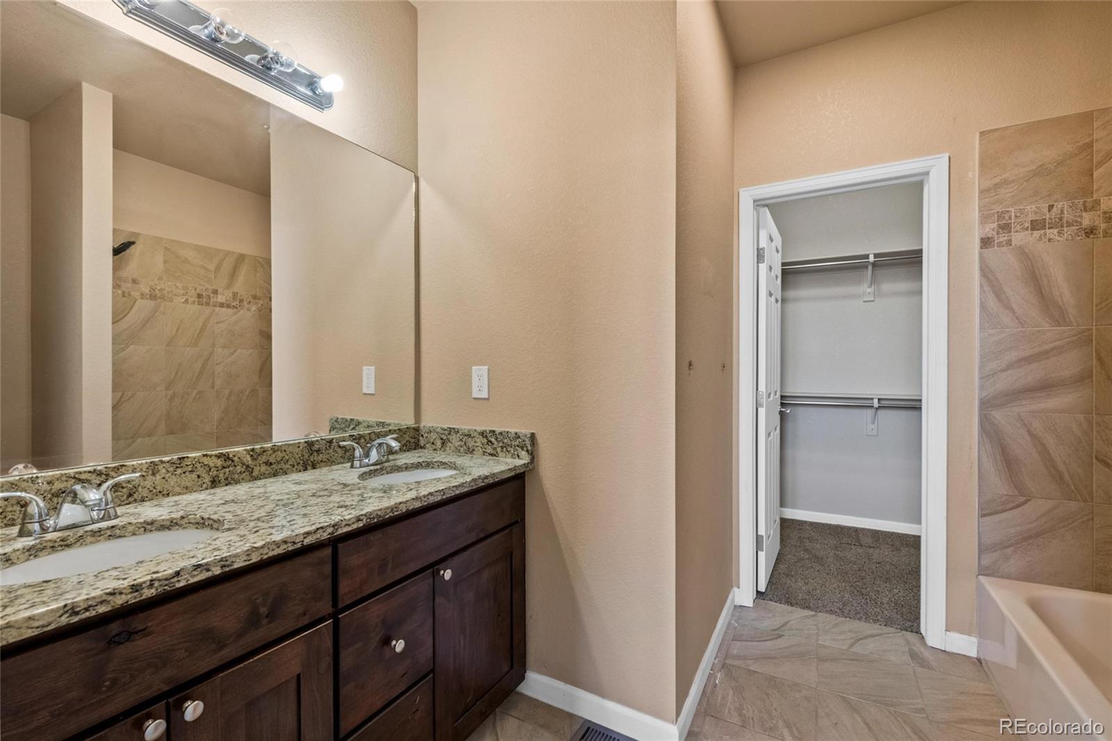 MLS Image #14 for 1445  4th place,deer trail, Colorado