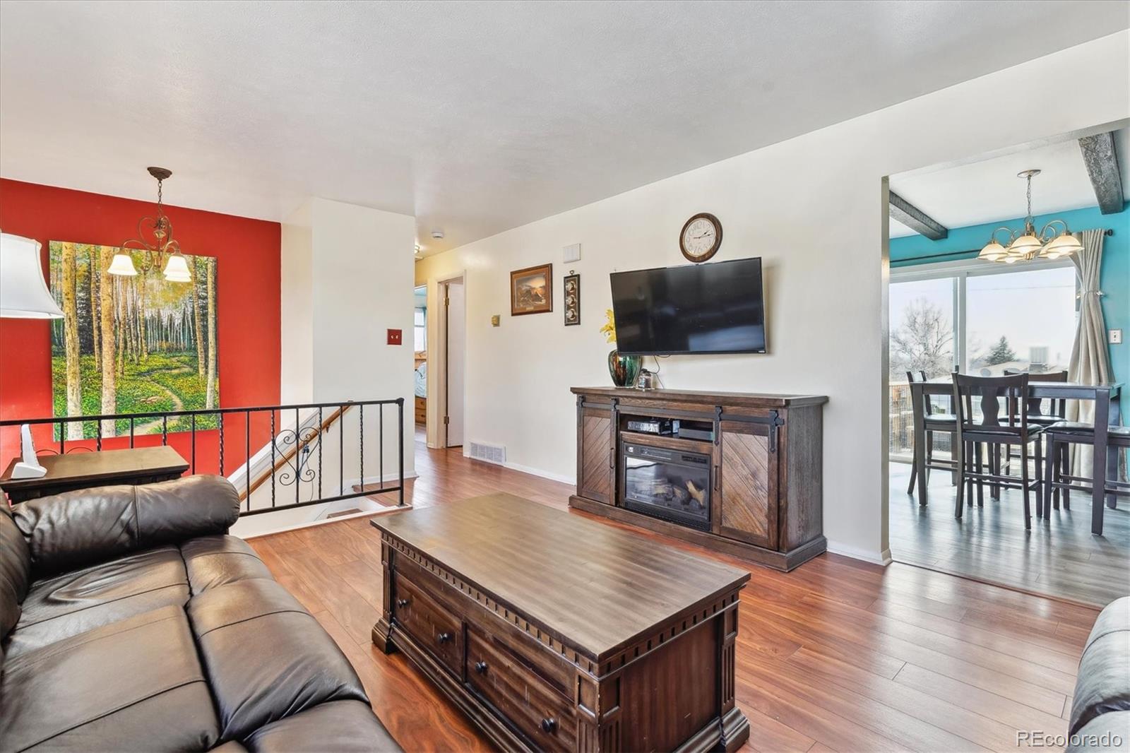 MLS Image #4 for 3310 w mountain road,englewood, Colorado