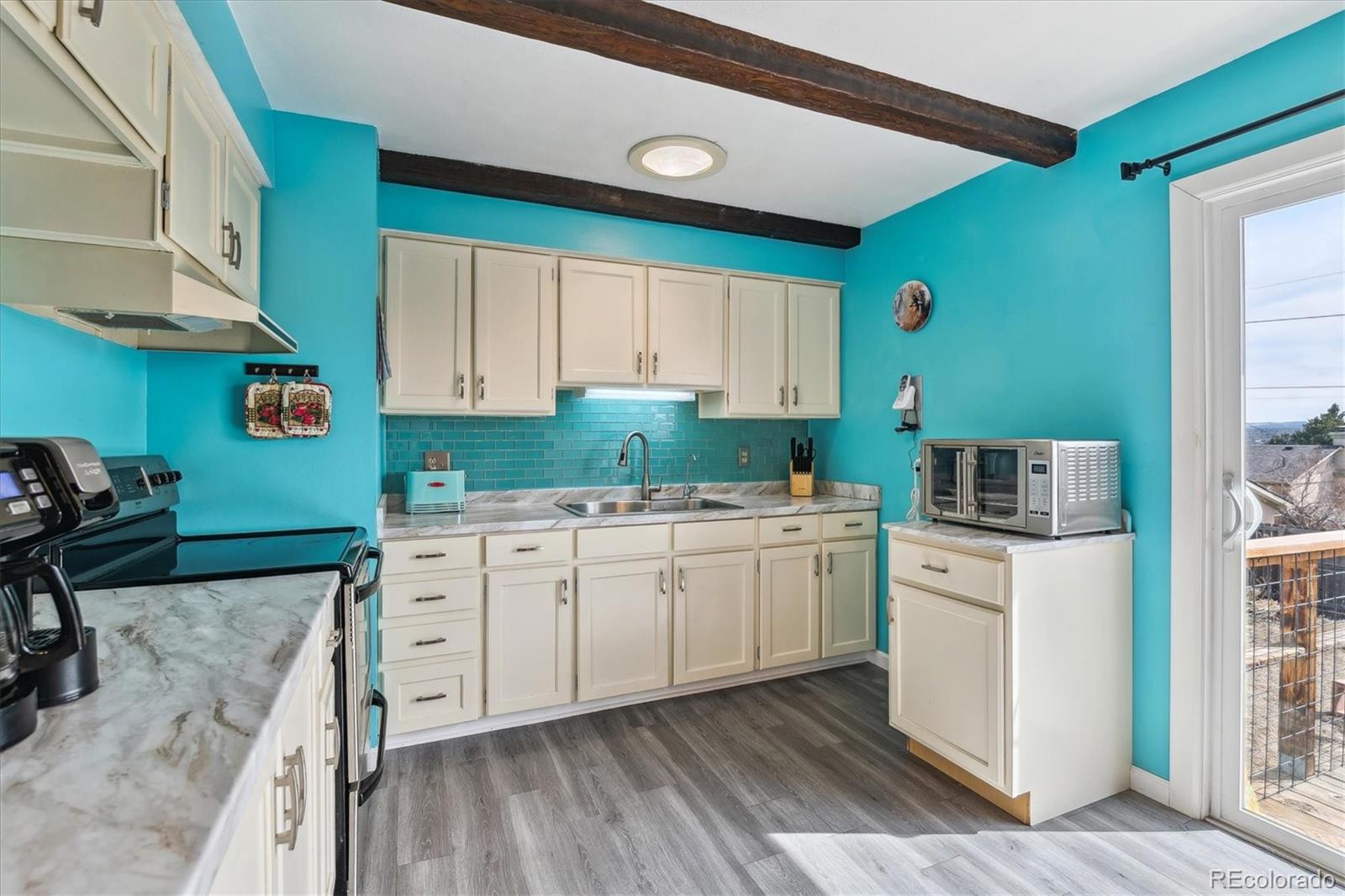 MLS Image #6 for 3310 w mountain road,englewood, Colorado