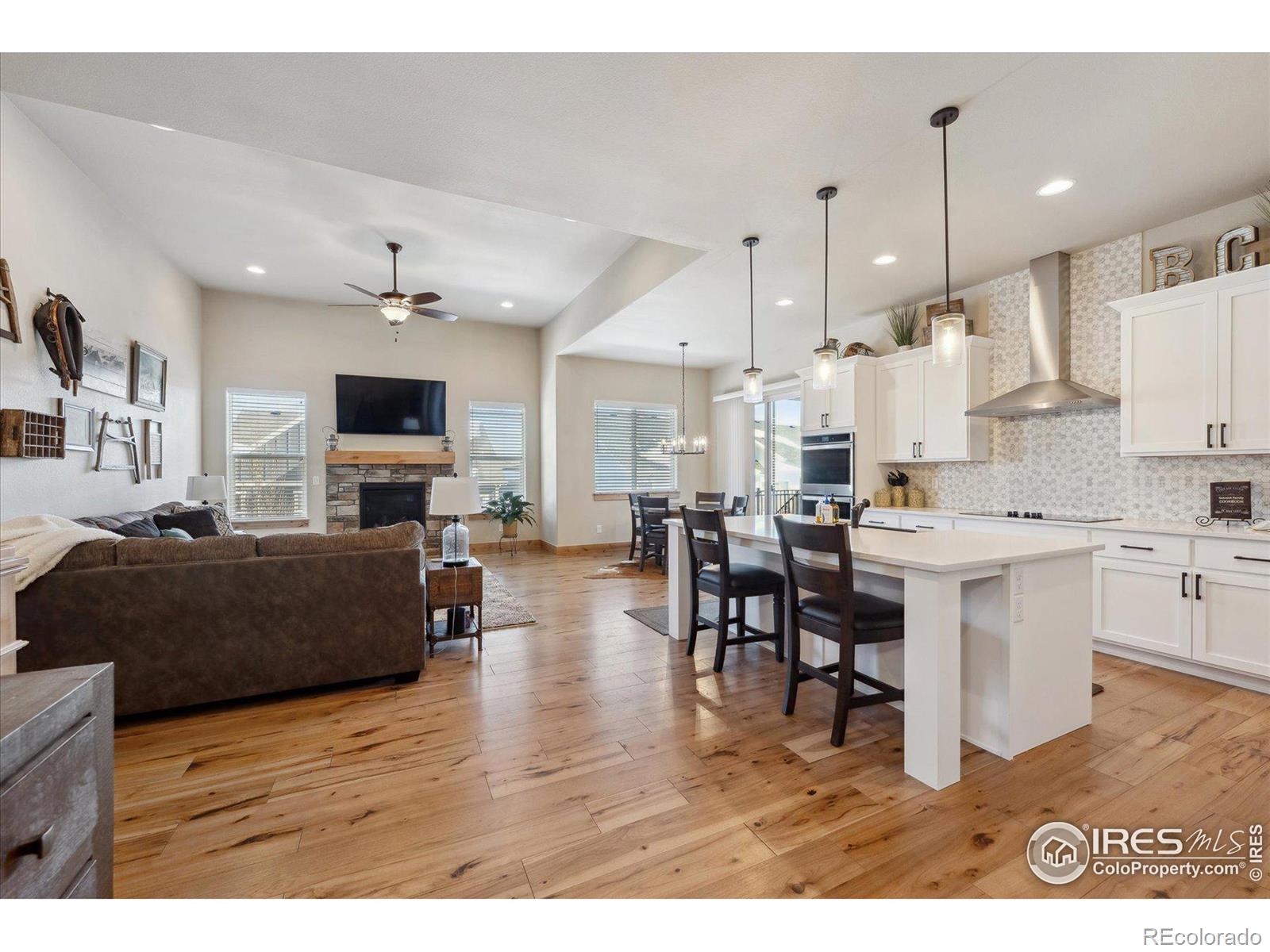 MLS Image #4 for 2005  reliance drive,windsor, Colorado