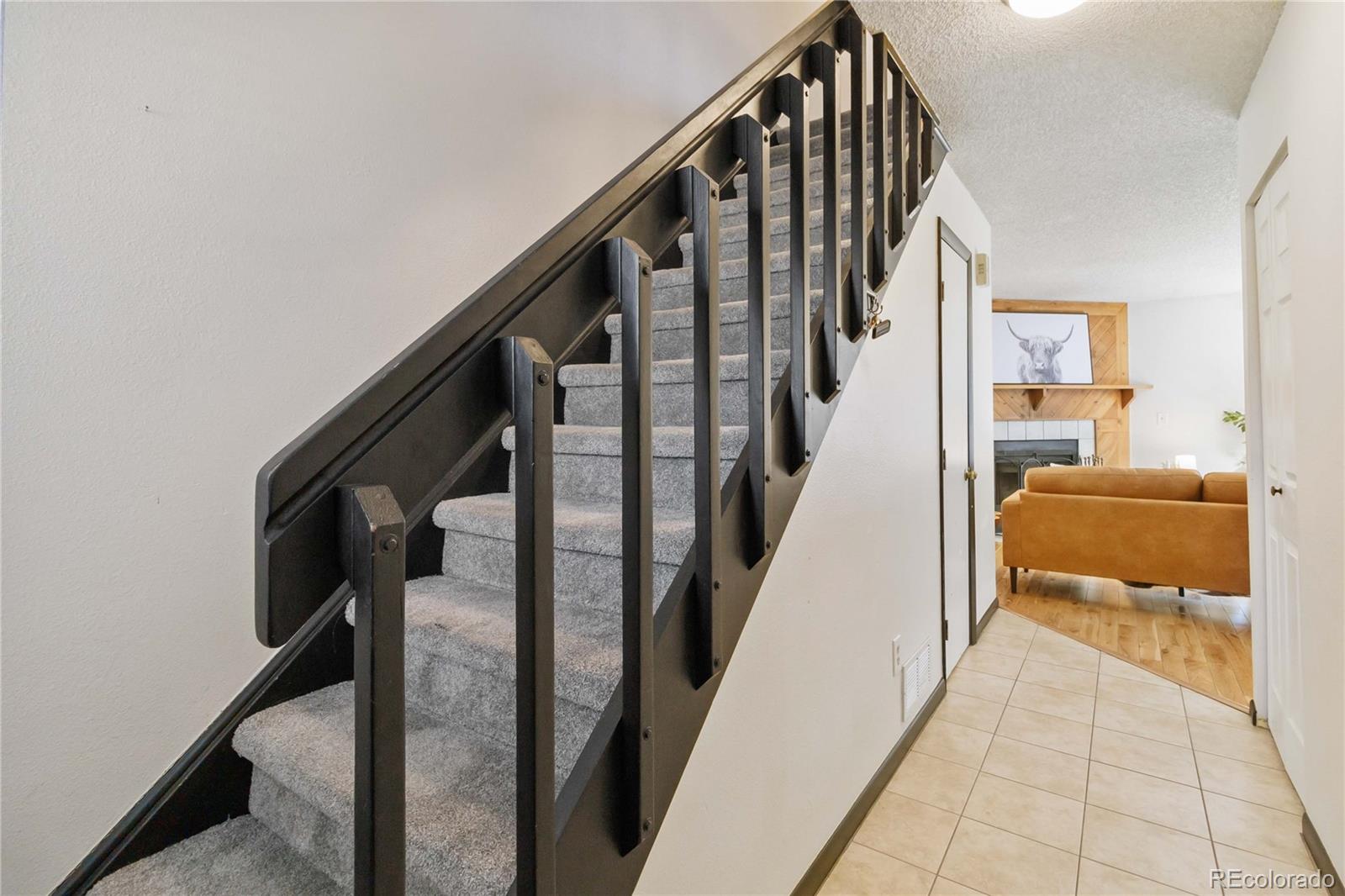 MLS Image #4 for 1693  carr street a,lakewood, Colorado