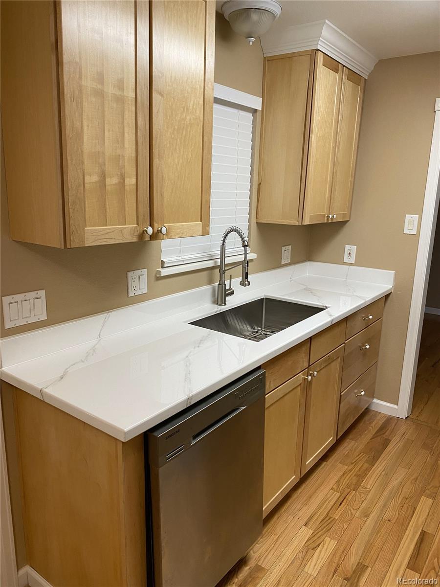MLS Image #4 for 11623 e 6th place,aurora, Colorado