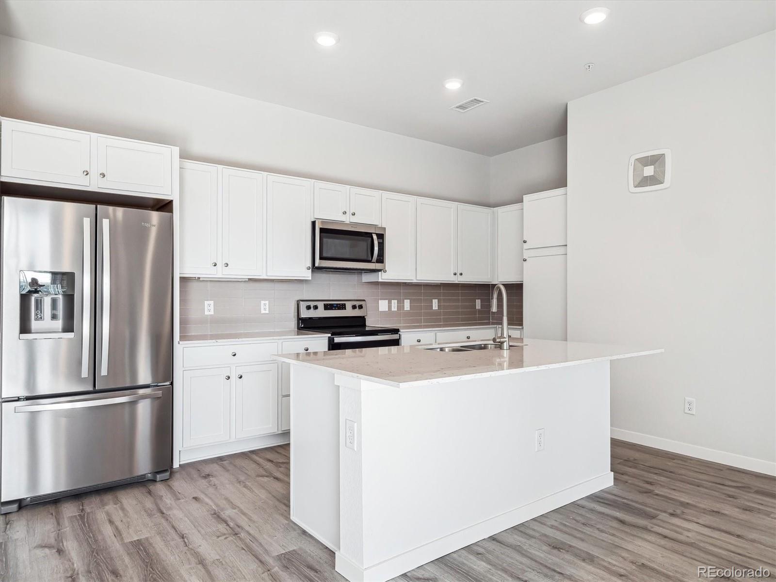 MLS Image #2 for 487  interlocken boulevard,broomfield, Colorado
