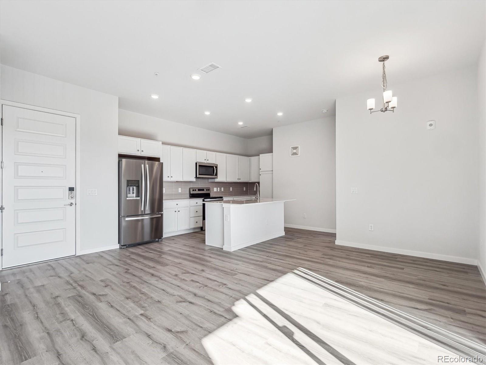 MLS Image #3 for 487  interlocken boulevard,broomfield, Colorado