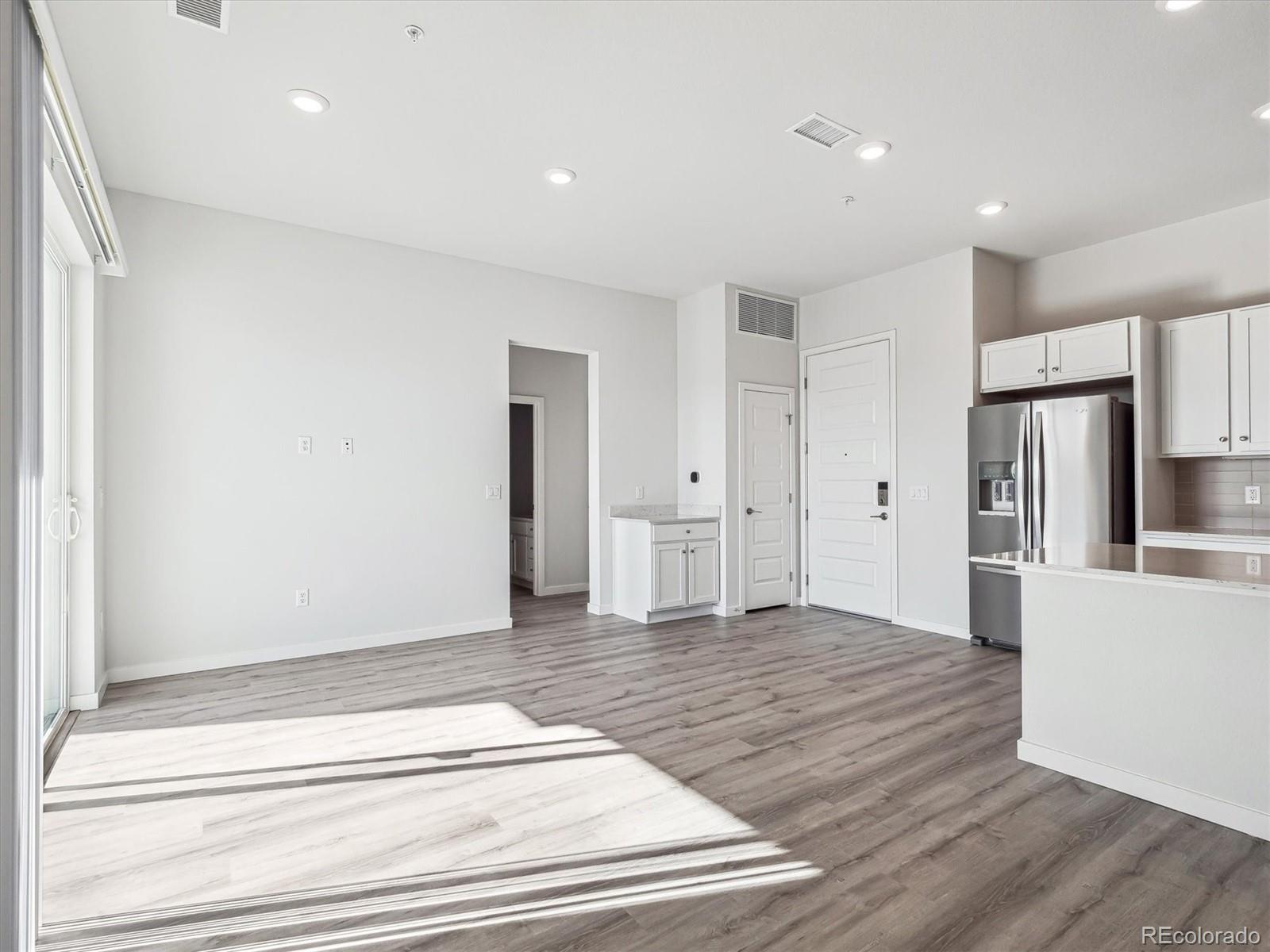 MLS Image #4 for 487  interlocken boulevard,broomfield, Colorado