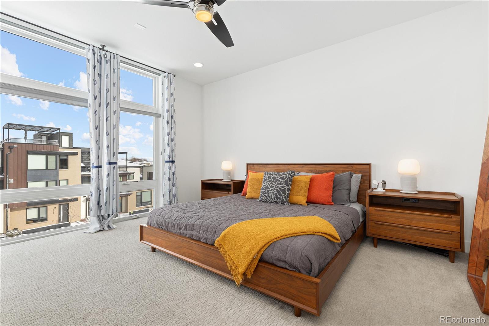 MLS Image #20 for 6860 e lowry boulevard,denver, Colorado