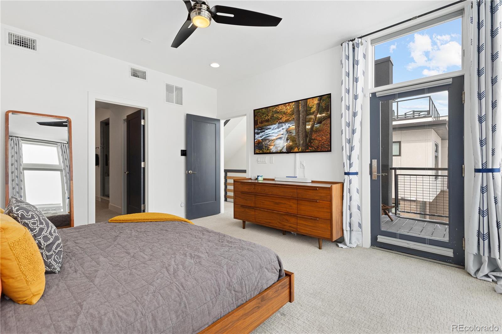 MLS Image #22 for 6860 e lowry boulevard,denver, Colorado