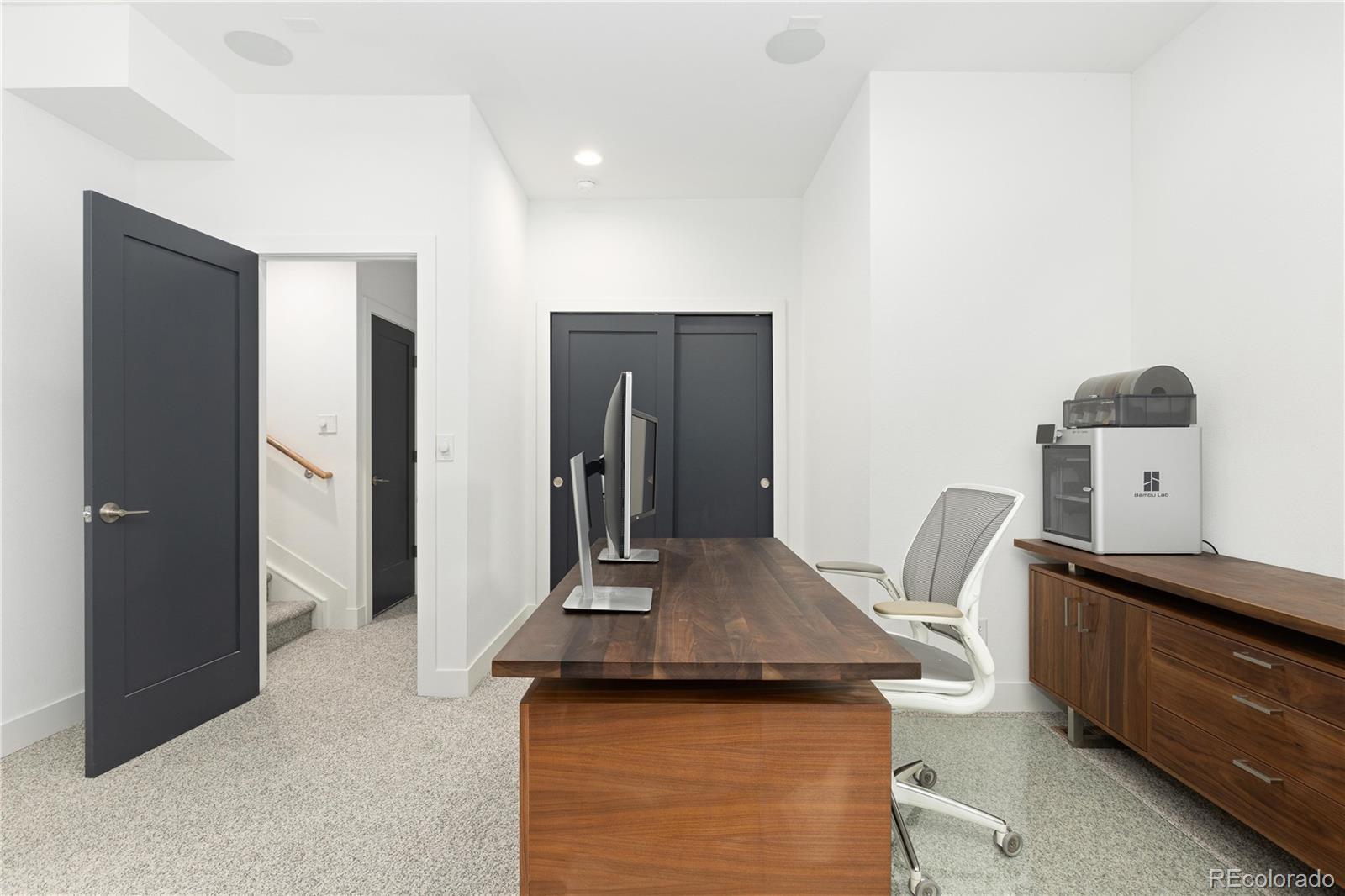 MLS Image #31 for 6860 e lowry boulevard,denver, Colorado
