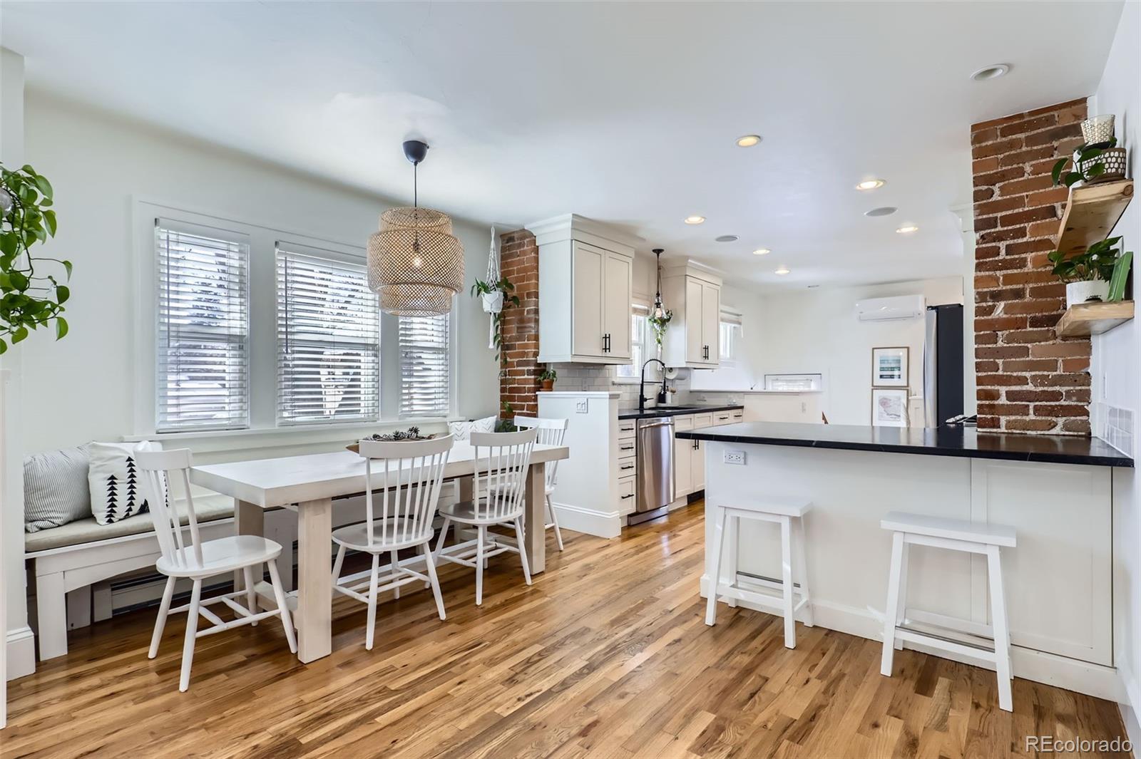 MLS Image #4 for 1395 s josephine street,denver, Colorado
