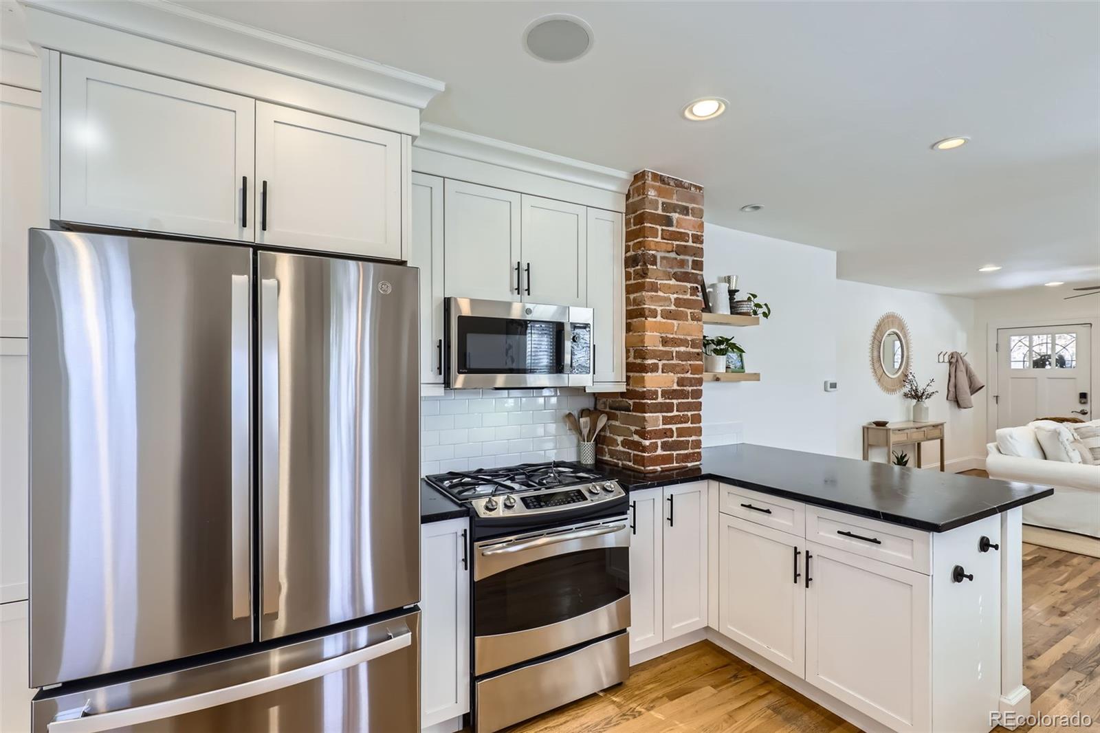 MLS Image #7 for 1395 s josephine street,denver, Colorado