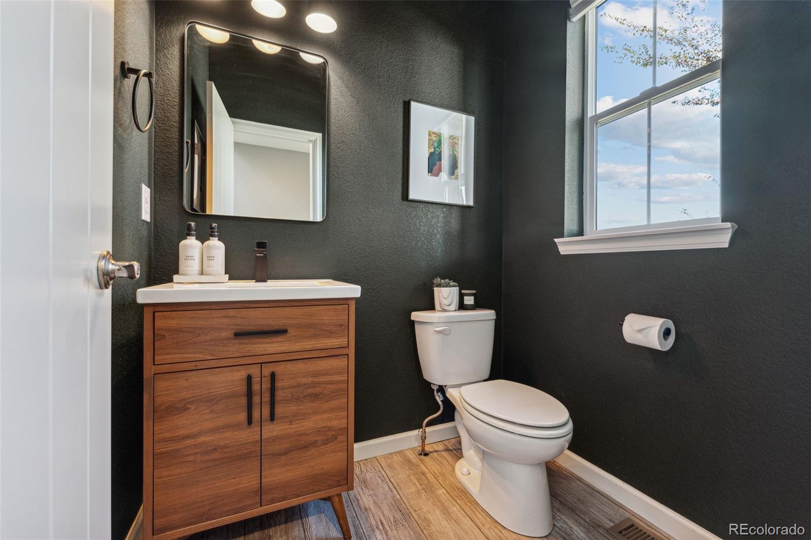 MLS Image #16 for 13300  monaco court,thornton, Colorado