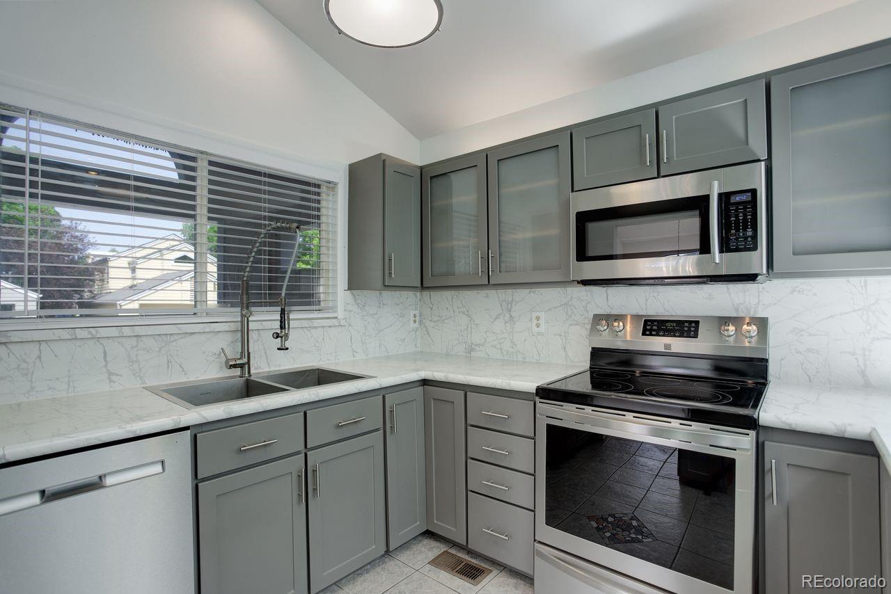 MLS Image #8 for 11186 e baltic drive,aurora, Colorado