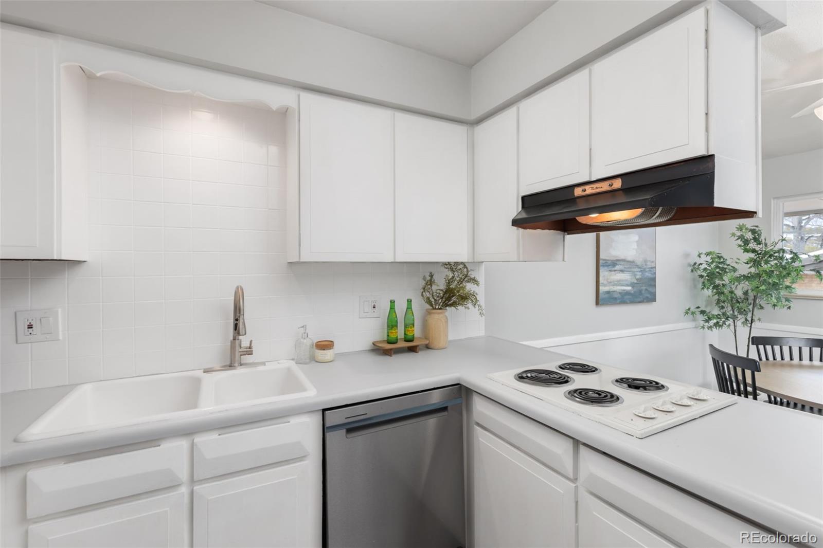 MLS Image #6 for 12820  willow lane 18,golden, Colorado