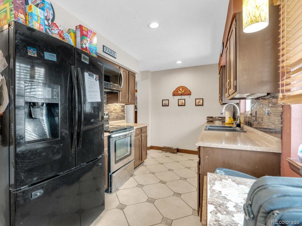 MLS Image #10 for 1466  elmwood lane,denver, Colorado