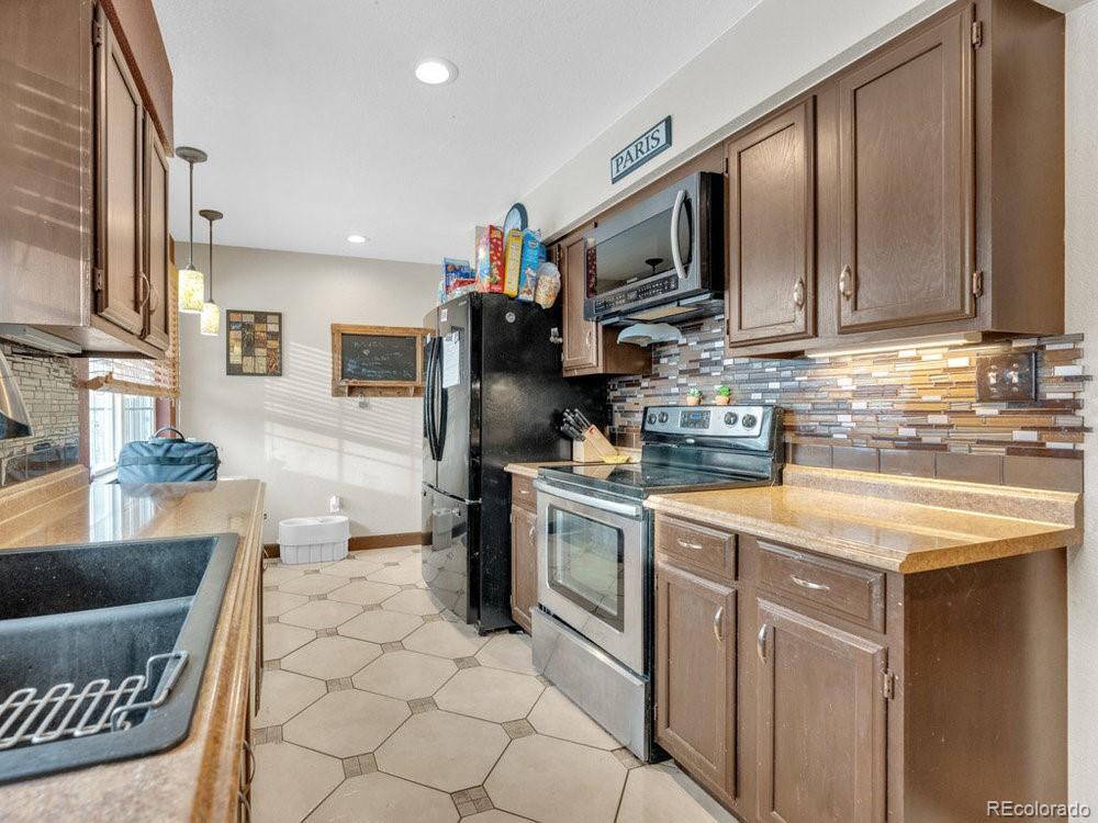 MLS Image #9 for 1466  elmwood lane,denver, Colorado