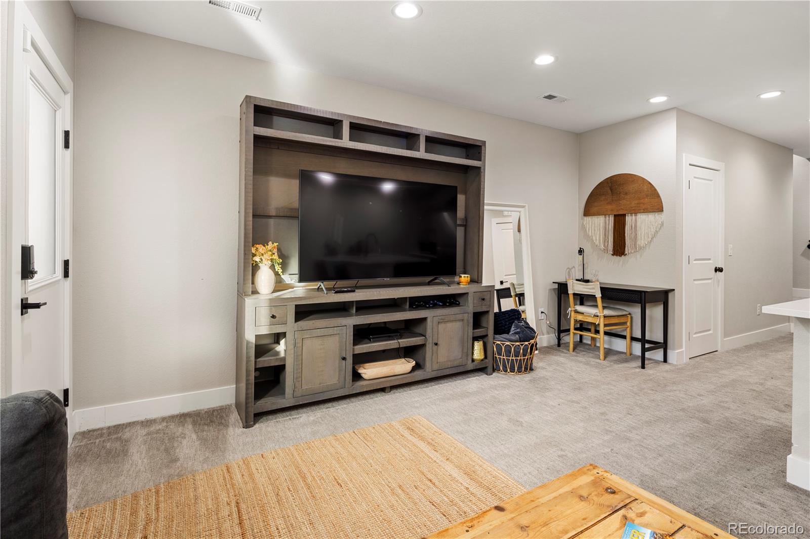 MLS Image #31 for 1074  knox court,denver, Colorado