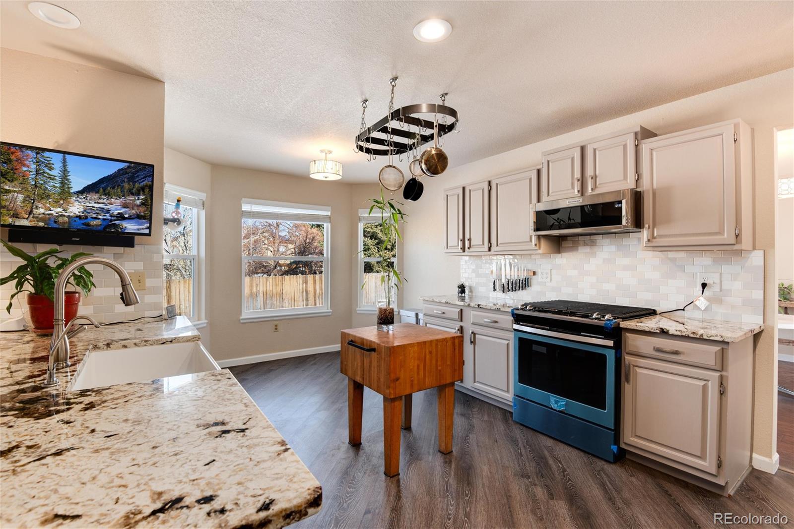 MLS Image #15 for 4268 s andes way,aurora, Colorado