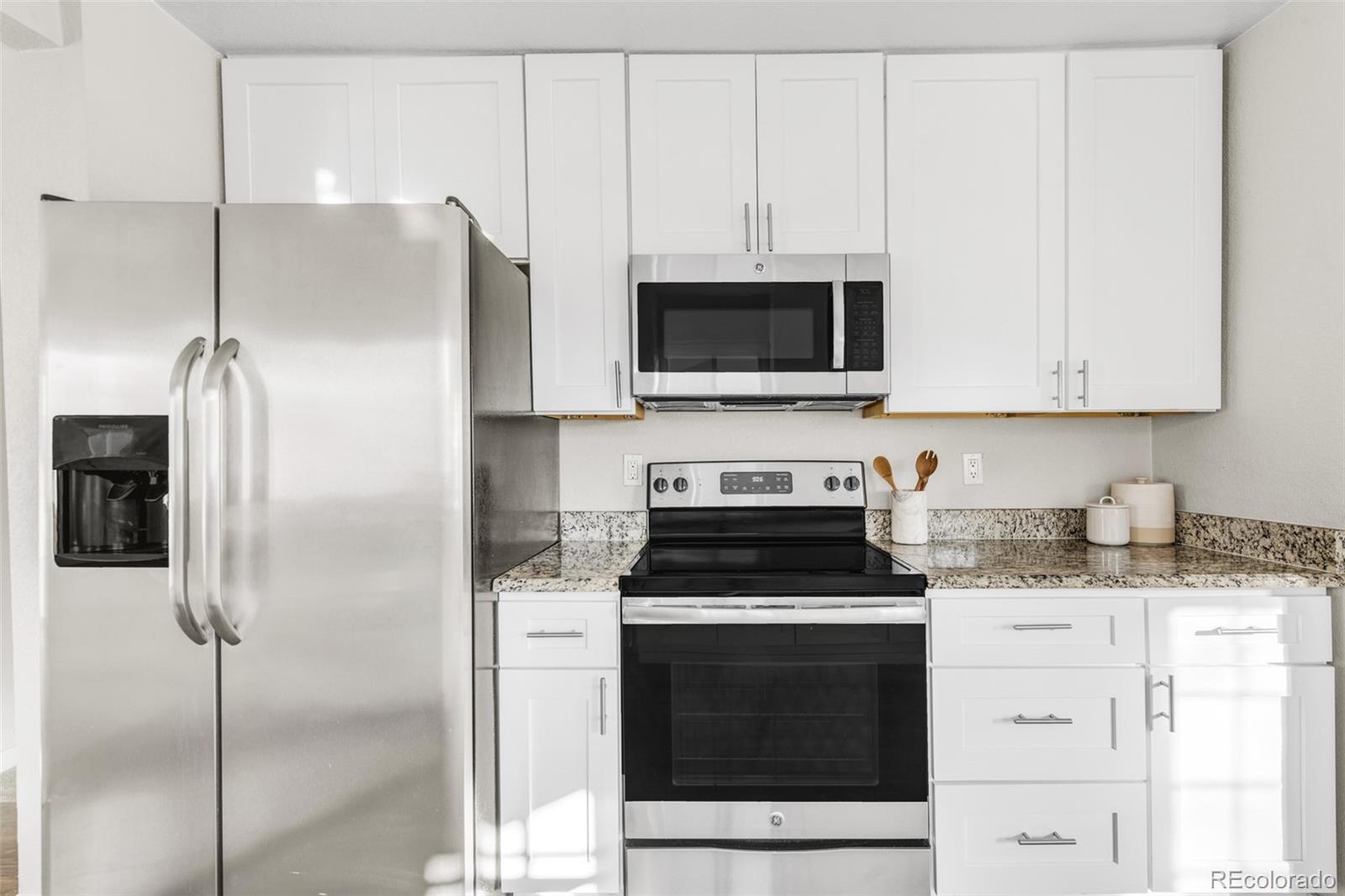 MLS Image #8 for 185 s eliot street,denver, Colorado