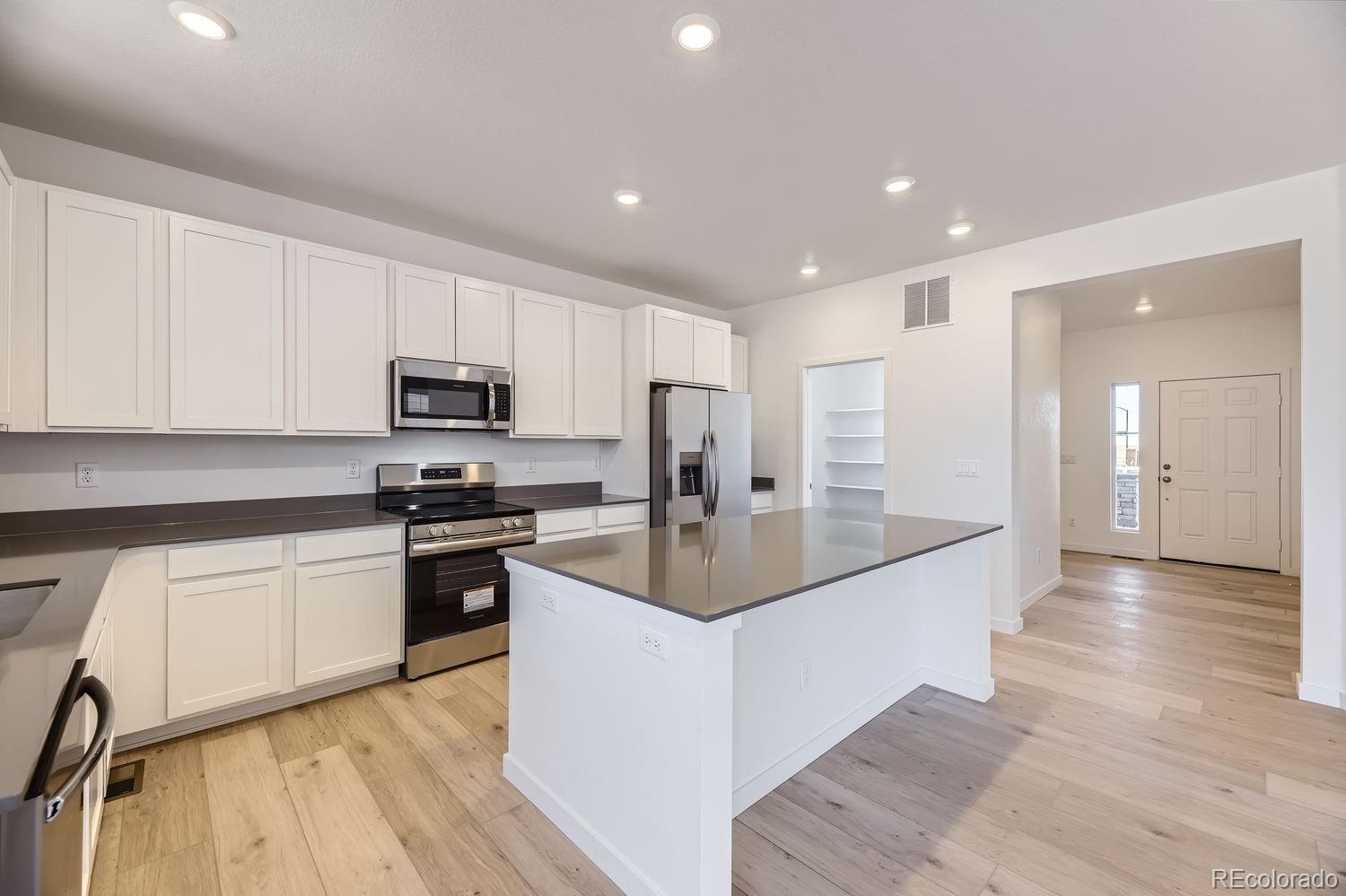 MLS Image #4 for 739 n deer park street,watkins, Colorado