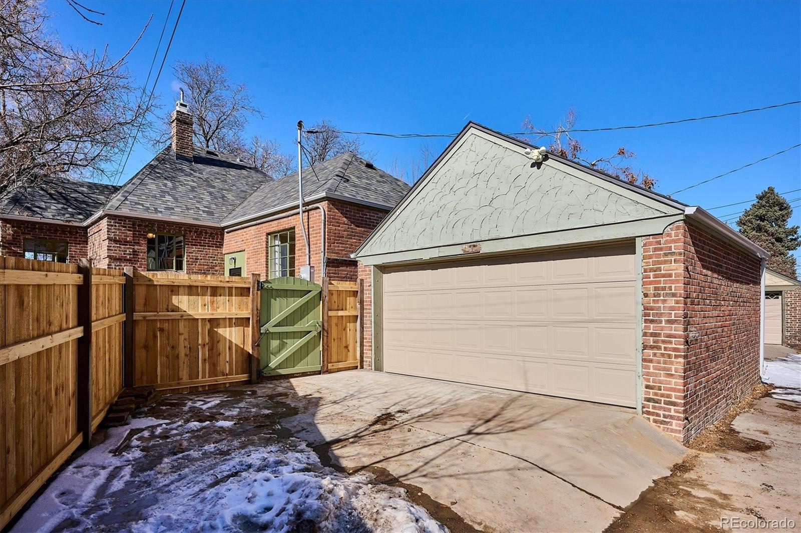 MLS Image #36 for 2222  locust street,denver, Colorado