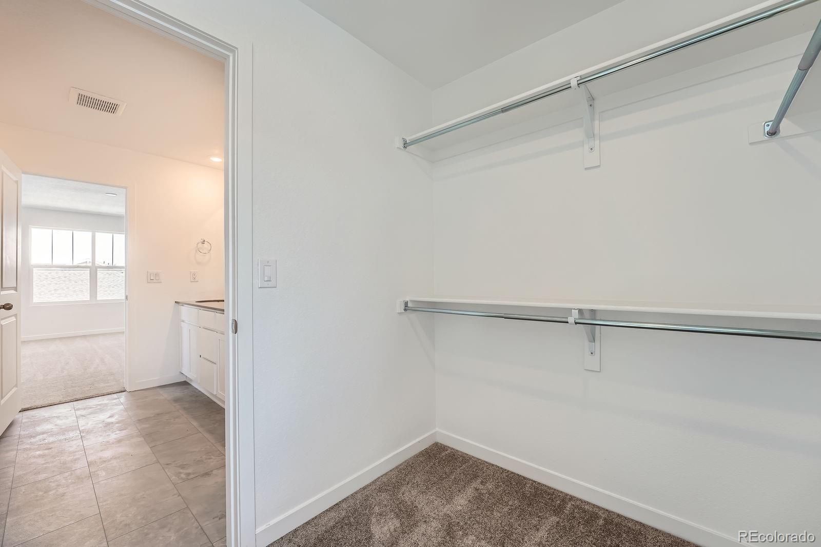 MLS Image #4 for 2080 s haleyville way,aurora, Colorado