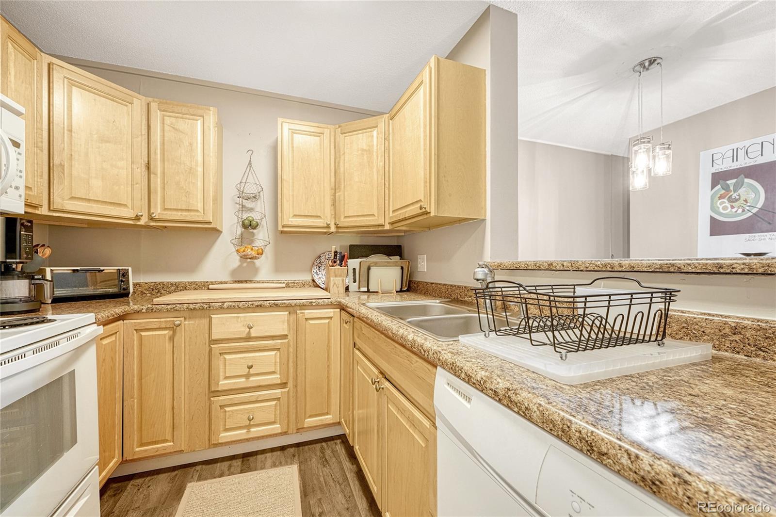 MLS Image #6 for 2231 s vaughn way,aurora, Colorado