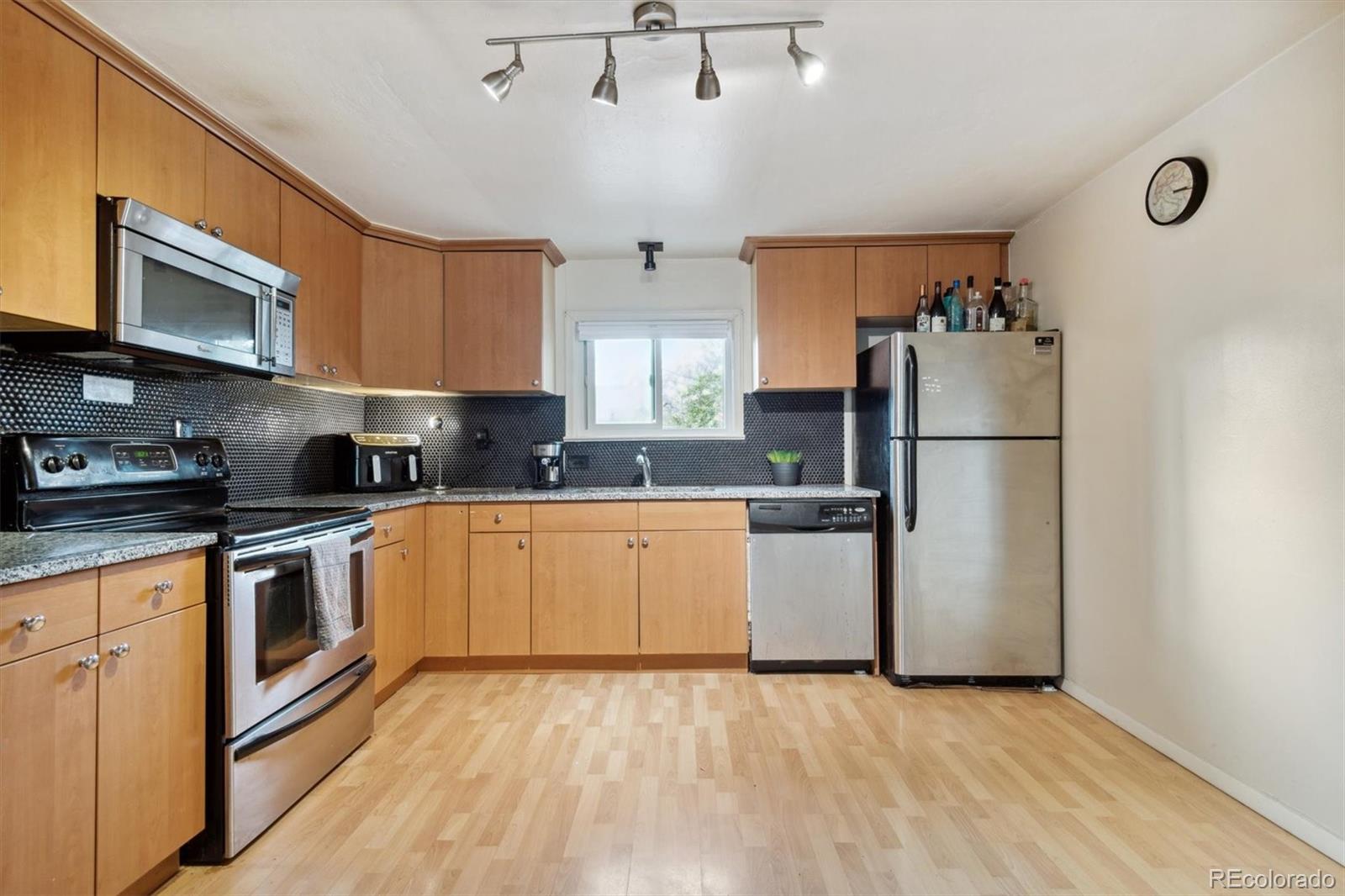 MLS Image #4 for 2125 s gilpin street,denver, Colorado