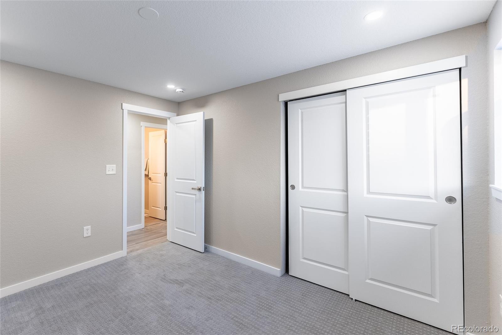 MLS Image #11 for 121  joan drive,denver, Colorado
