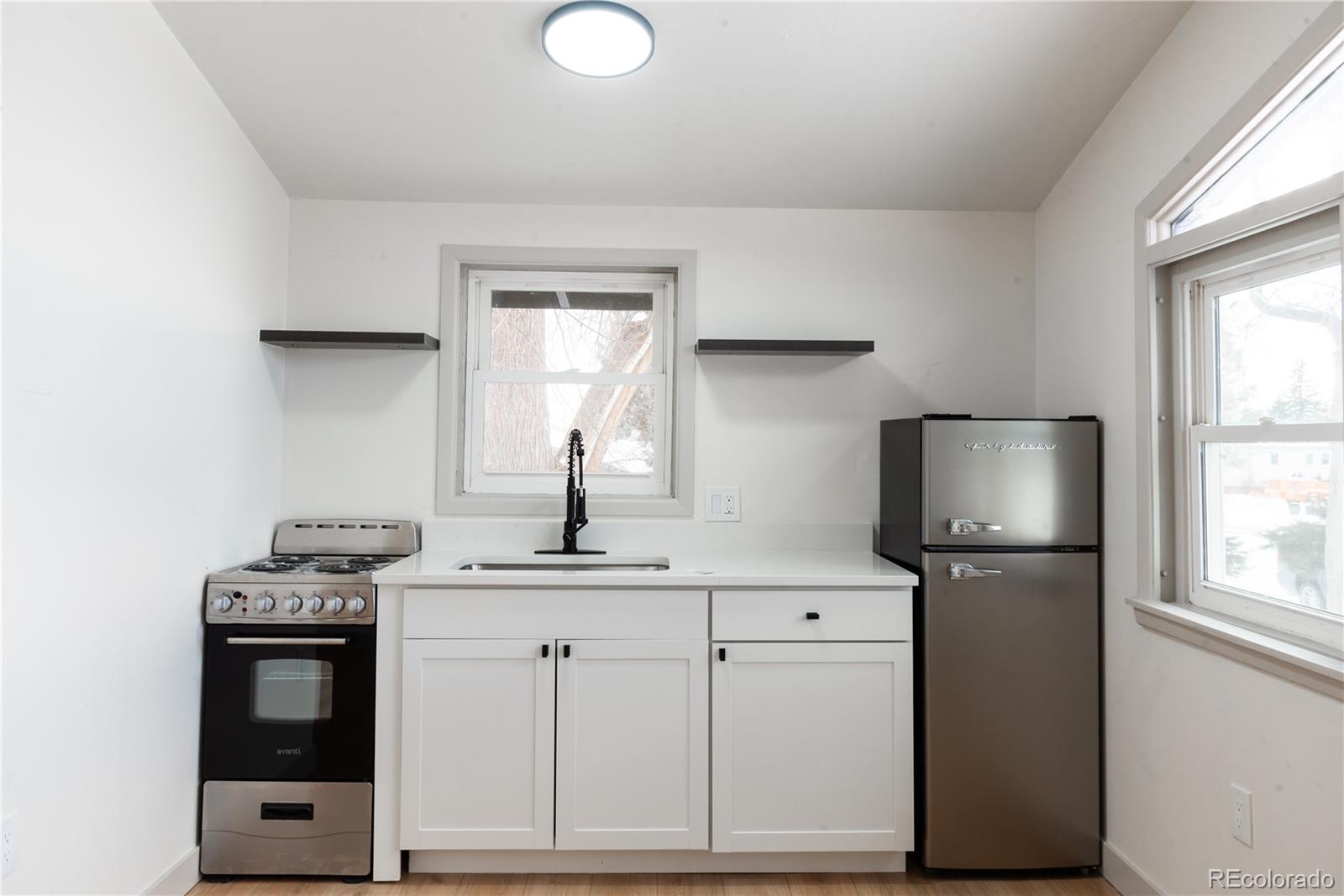 MLS Image #29 for 860 s quivas street,denver, Colorado