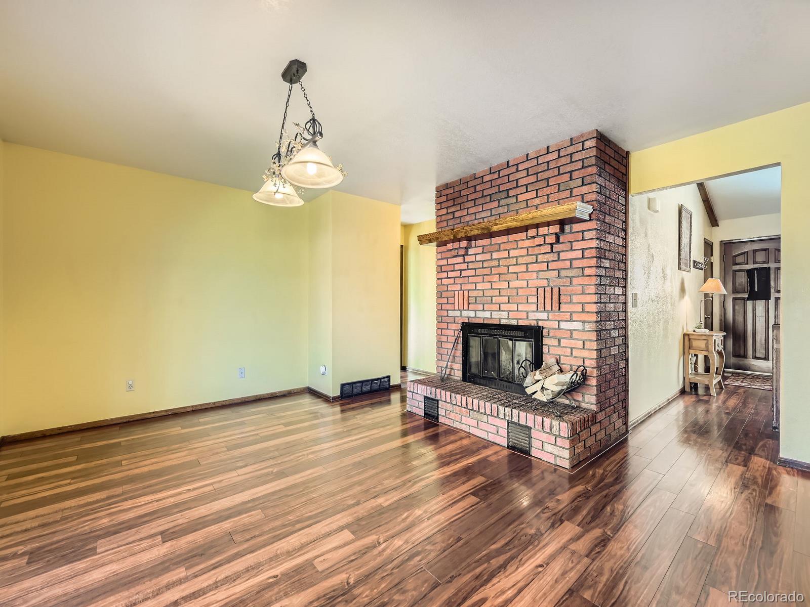MLS Image #8 for 438 n 11th avenue,brighton, Colorado