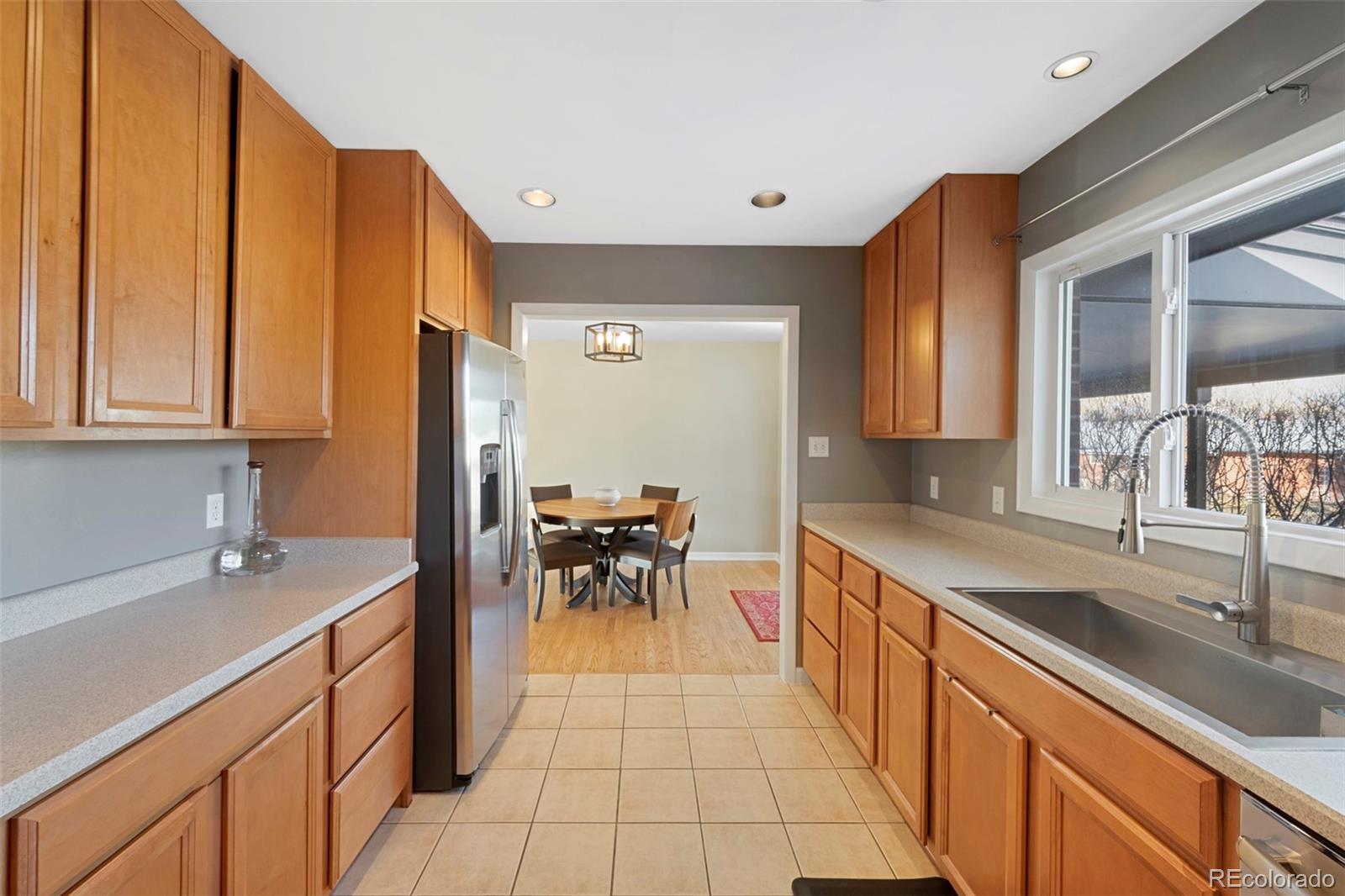 MLS Image #11 for 7889 e kenyon avenue,denver, Colorado