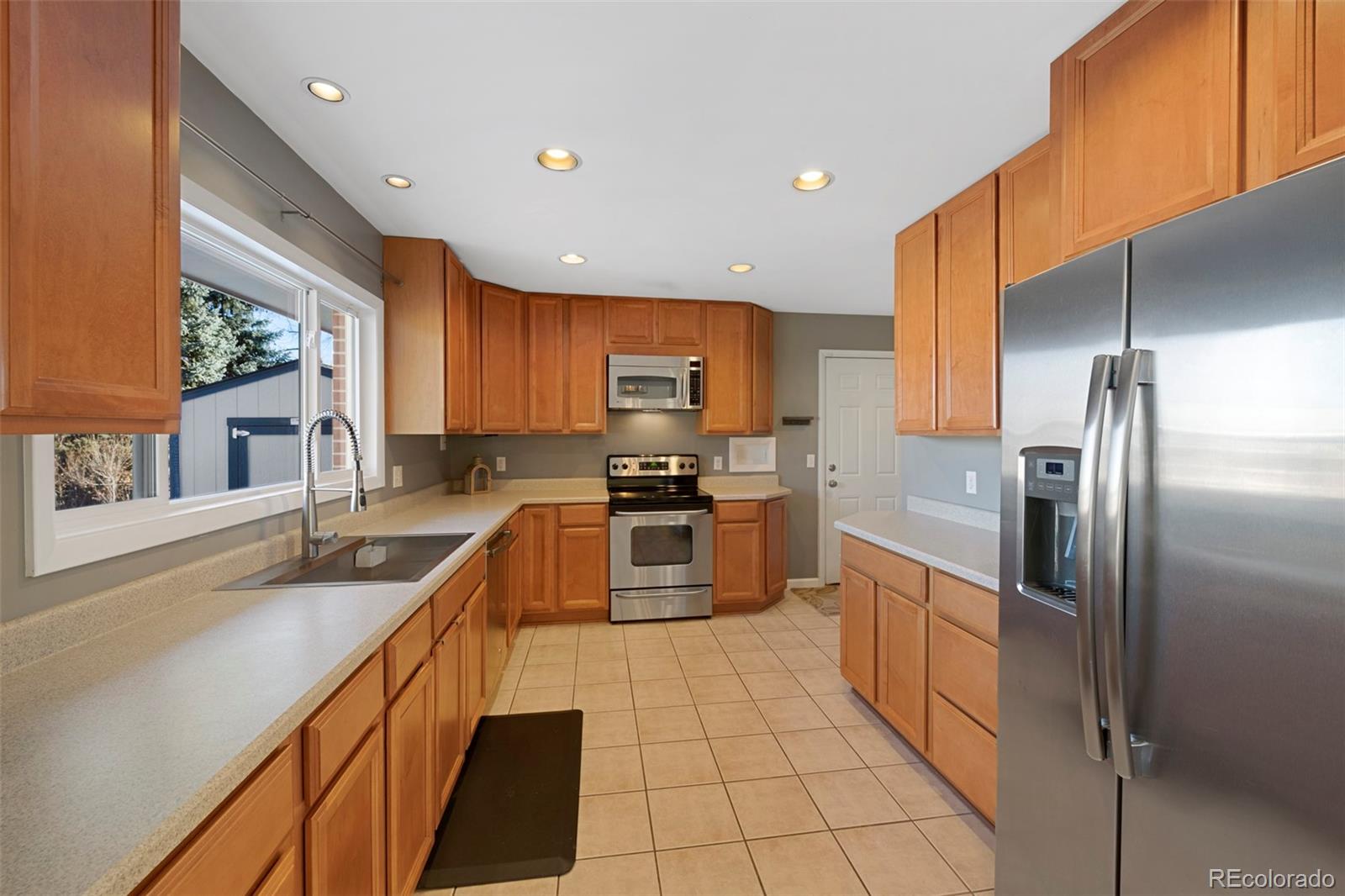 MLS Image #9 for 7889 e kenyon avenue,denver, Colorado